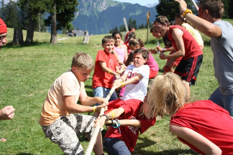 Village Camps International Summer Camp Leysin, Switzerland 2025-08-09 https://www.villagecamps.com/journals_admin/images/709-42-festival (275).jpg
